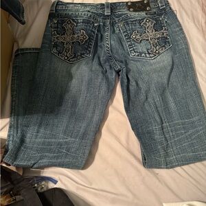 Miss Me size 31 Skinny. 32 inch inseam.